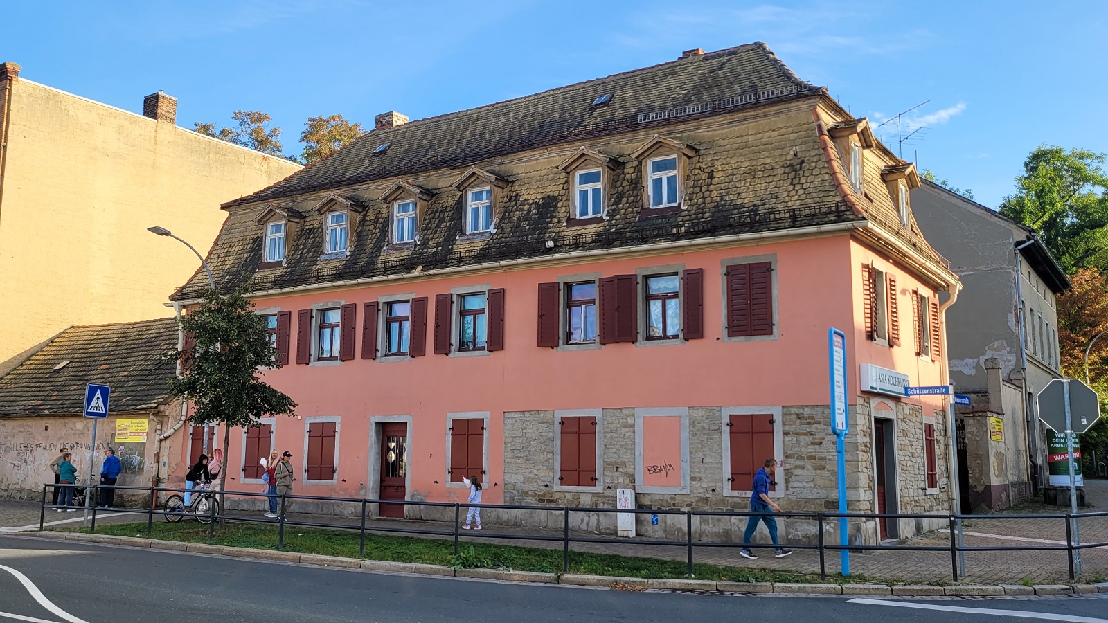 Historisches Mehrfamilienhaus in Zeitz am Goethepark, Denkmal, vermietet