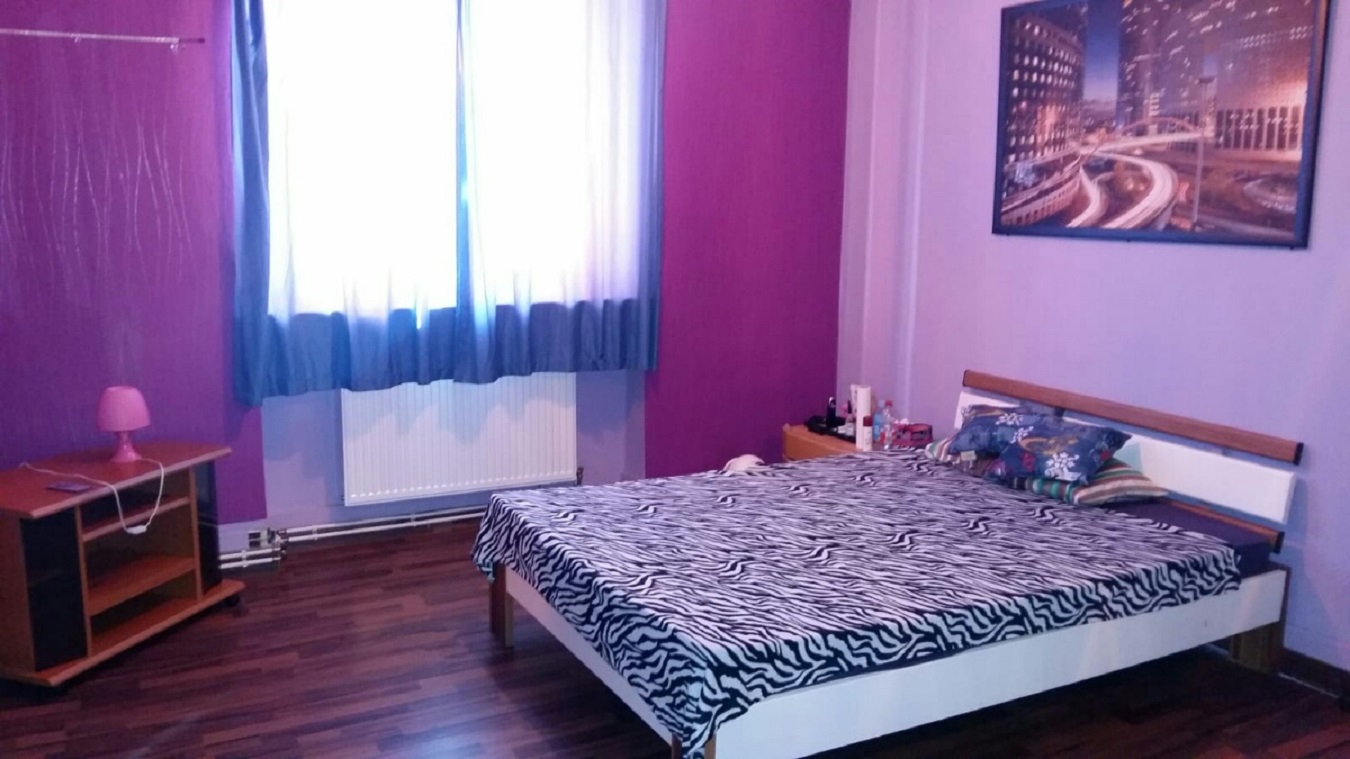 Gewerbezentrum in der Stadt Spremberg mit Fachmarkt, Werkstatt, Büroflächen und Wohnung.