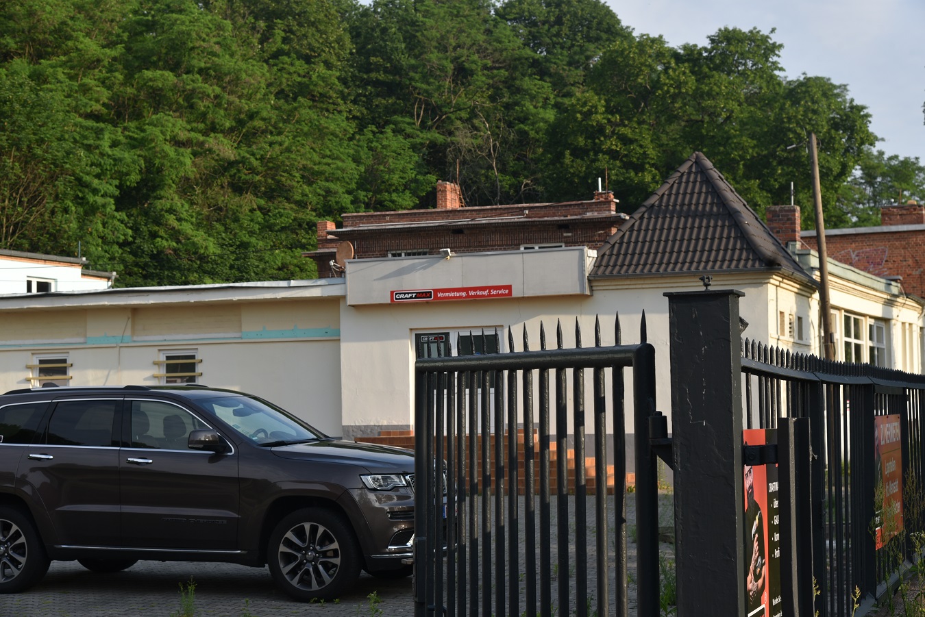 EROS-Center Bordell Saunaclub Terminwohnung in der Stadt Spremberg kaufen