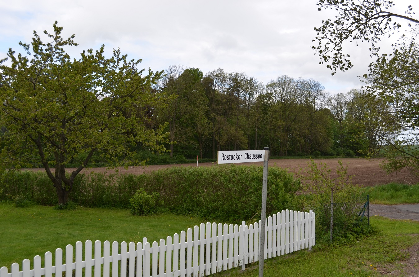 Großes Freizeitgrundstück mit Teich nahe Ostsee mieten