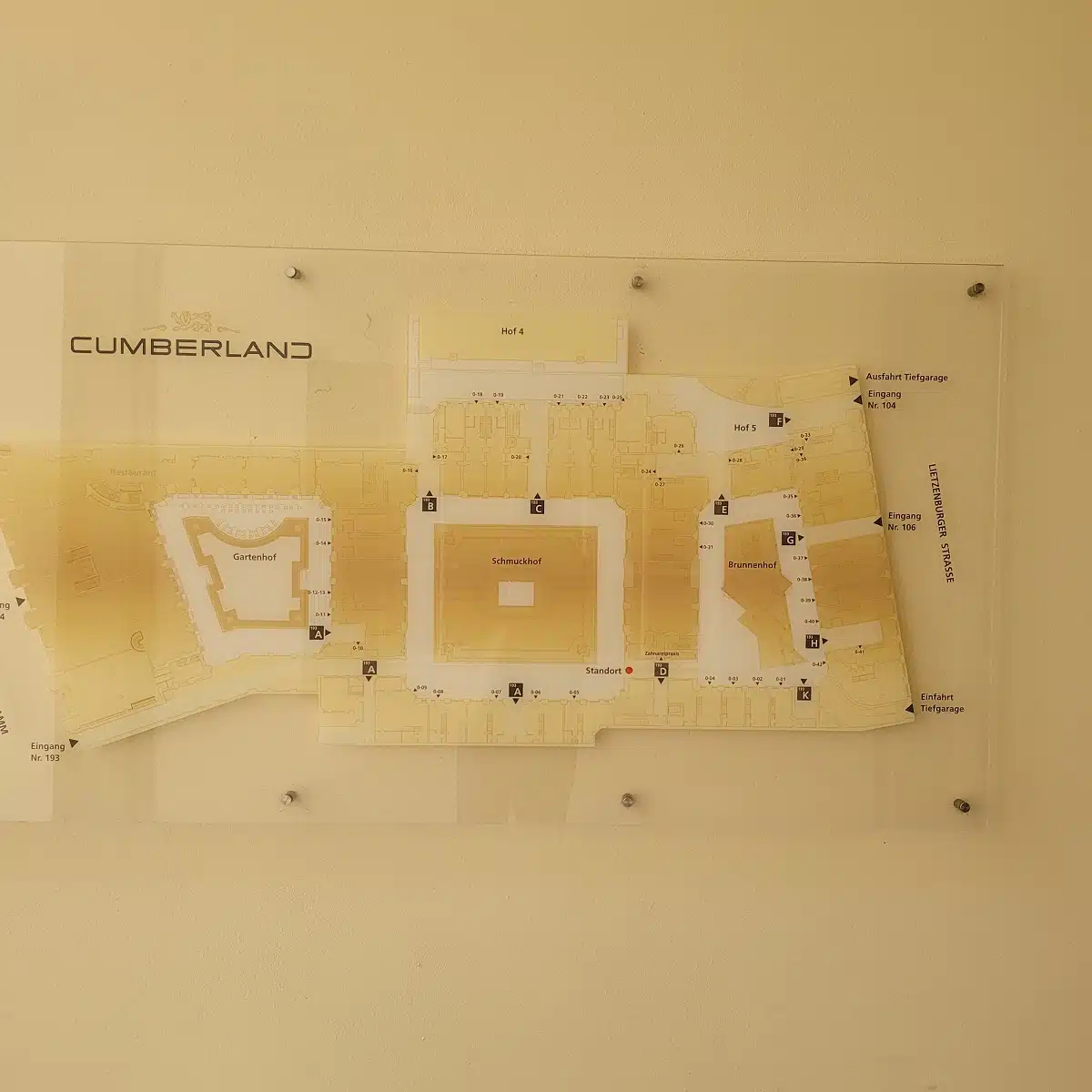 HAUS CUMBERLAND BERLIN Laden, Praxis, Kanzlei, Büro Luxus-Loft auf 2 Etagen am Kurfürstendamm