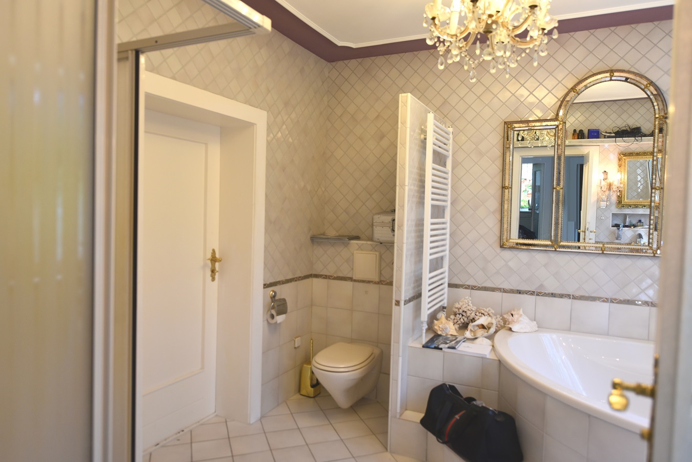 Kleine Villa am Waldsee mit direktem Seezugang, bei Berlin