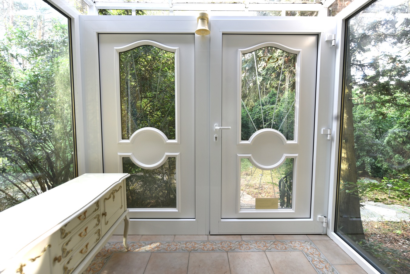 Kleine Villa am Waldsee mit direktem Seezugang, bei Berlin