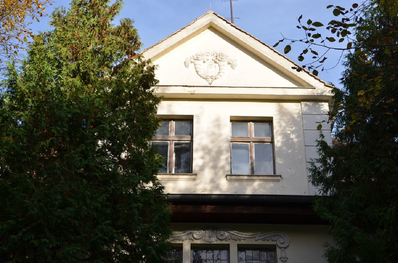 Erotic Hotel Swingerclub im Lausitzer Seenland kaufen