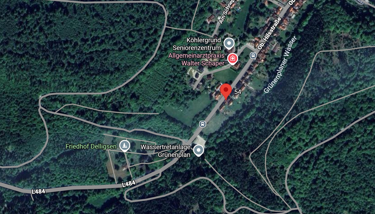 Das rote Haus von Grünenplan, Erotic-Immobilie mit großen Garten am Bach