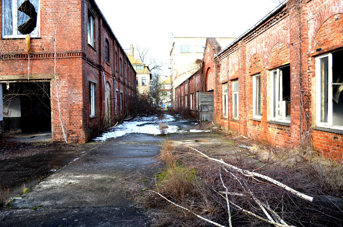 7.516m² Gewerbeareal in Leipzig mit Sanierungsobjekten 18.000 BGF mögl. Fabrikantenvilla, Bürohaus, Halle, Freifläche