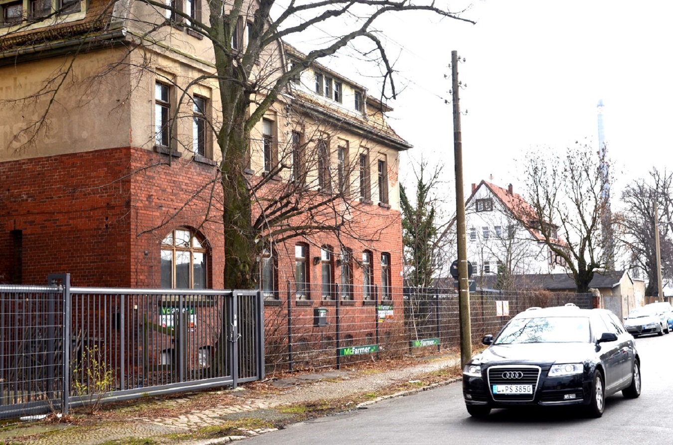 7.516m² Gewerbeareal in Leipzig mit Sanierungsobjekten 18.000 BGF mögl. Fabrikantenvilla, Bürohaus, Halle, Freifläche