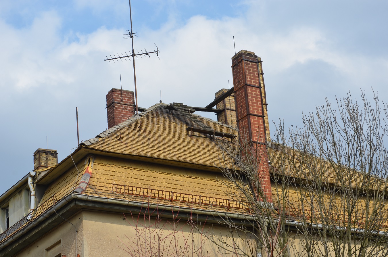 7.516m² Gewerbeareal in Leipzig mit Sanierungsobjekten 18.000 BGF mögl. Fabrikantenvilla, Bürohaus, Halle, Freifläche