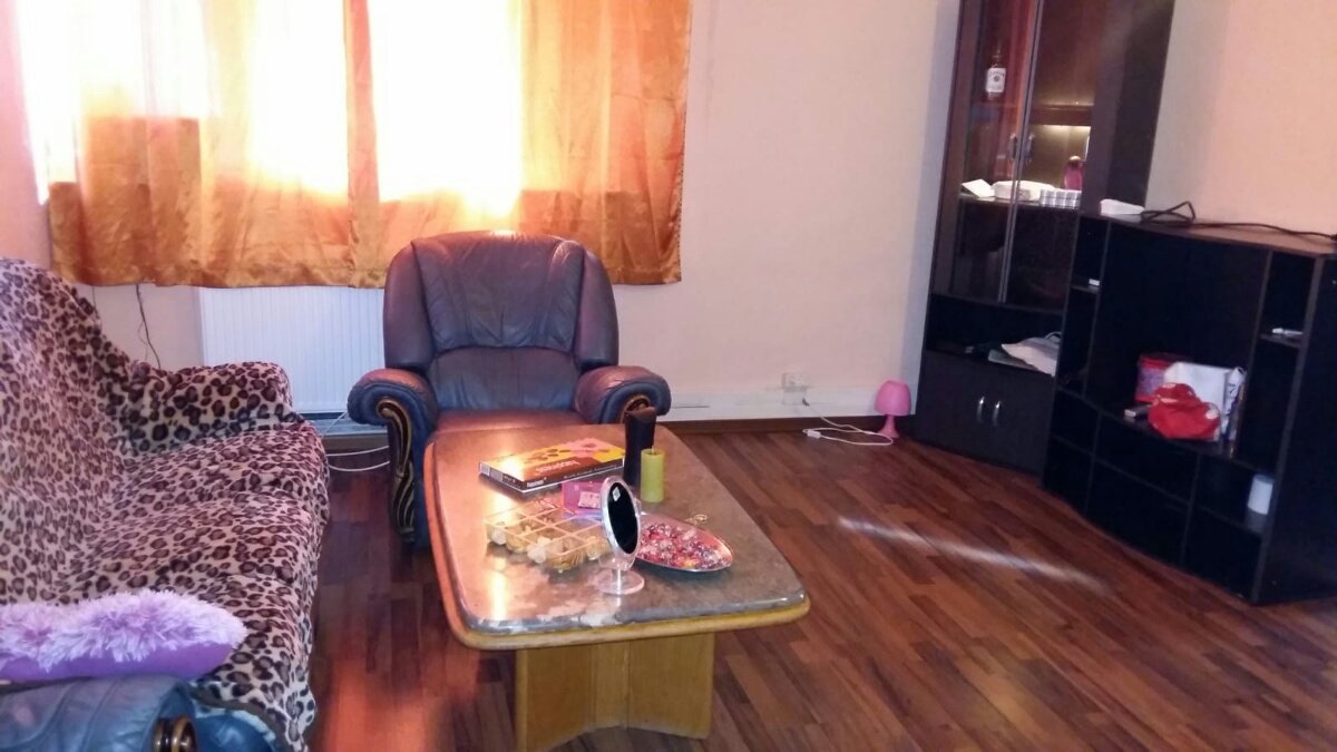 120m² Erotic Sex Gewerbe Massagestudio, Terminwohnung in Spremberg mieten