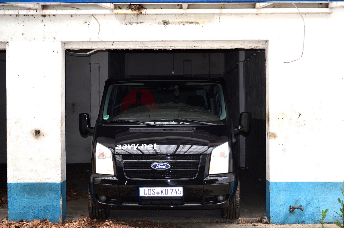 200 m² Garagen Lagerräume mit Tür, Fenster u. Rolltoren in der Stadt Spremberg mieten