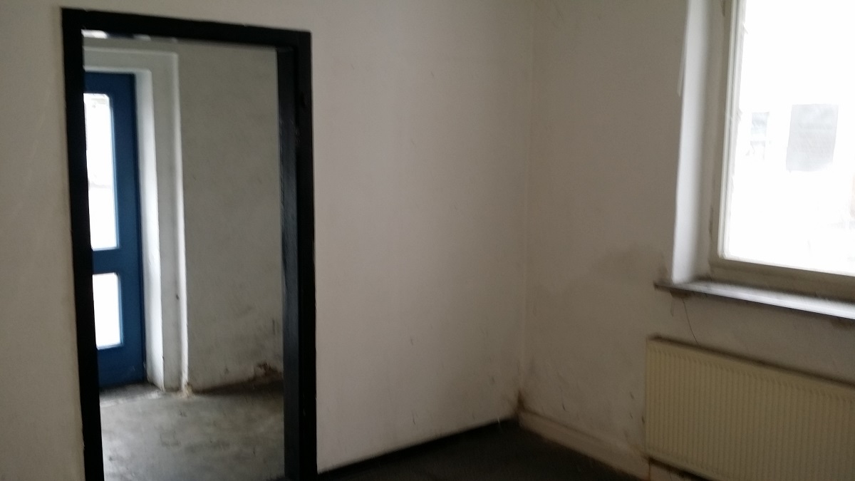 400 m² Werkstatt mit Büro, Shop, Carport & Stellplätze in Spremberg mieten