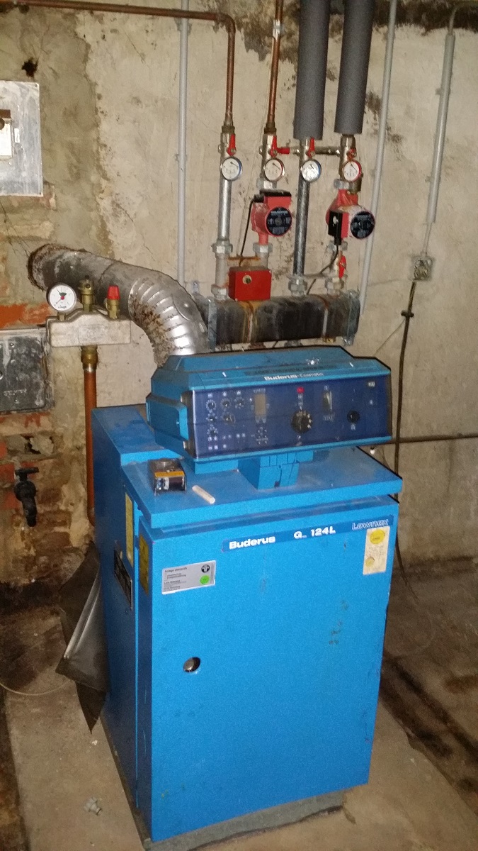 400 m² Werkstatt mit Büro, Shop, Carport & Stellplätze in Spremberg mieten