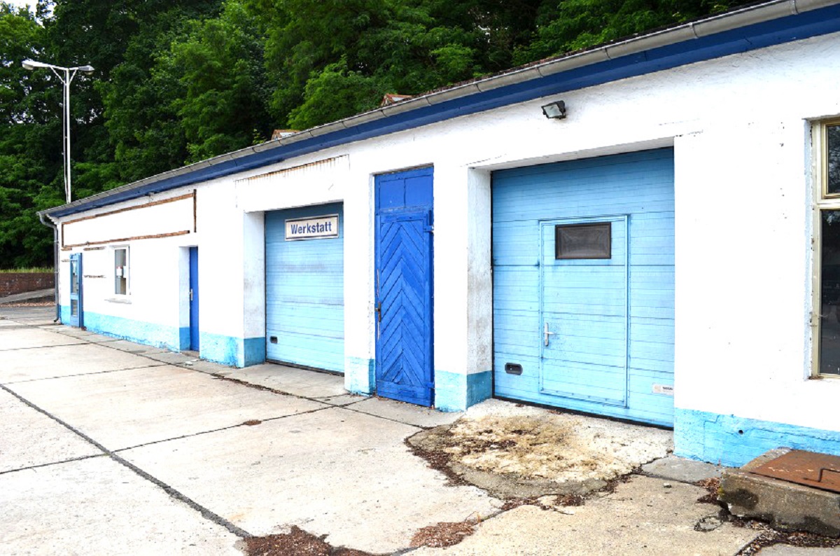 400 m² Werkstatt mit Büro, Shop, Carport & Stellplätze in Spremberg mieten