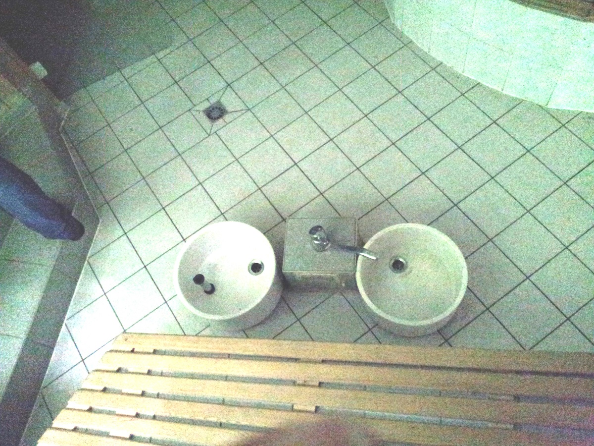 450 m² Gewerbehaus für Eroticgewerbe, Massagen mit Sauna in Spremberg mieten