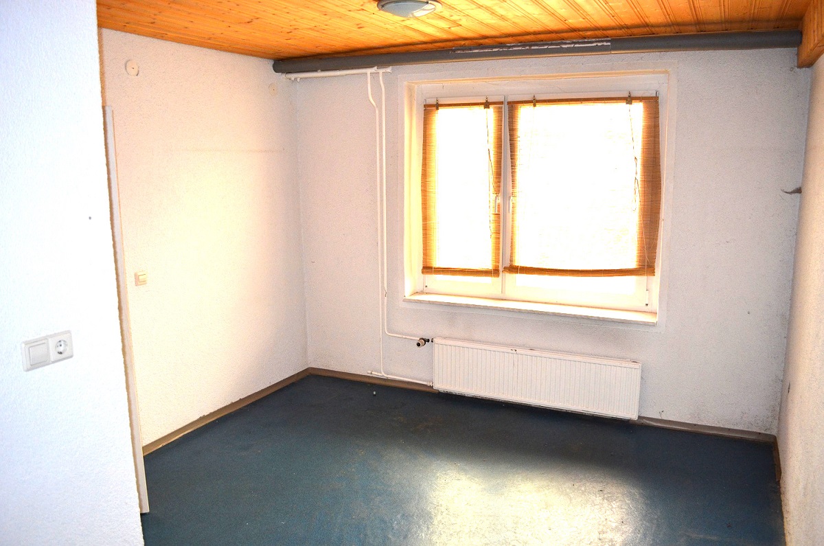 450 m² Gewerbehaus für Eroticgewerbe, Massagen mit Sauna in Spremberg mieten