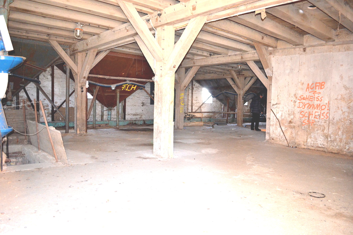 2.125 m² Historischer Speicher Denkmal, Sanierungsobjekt nahe Rostock
