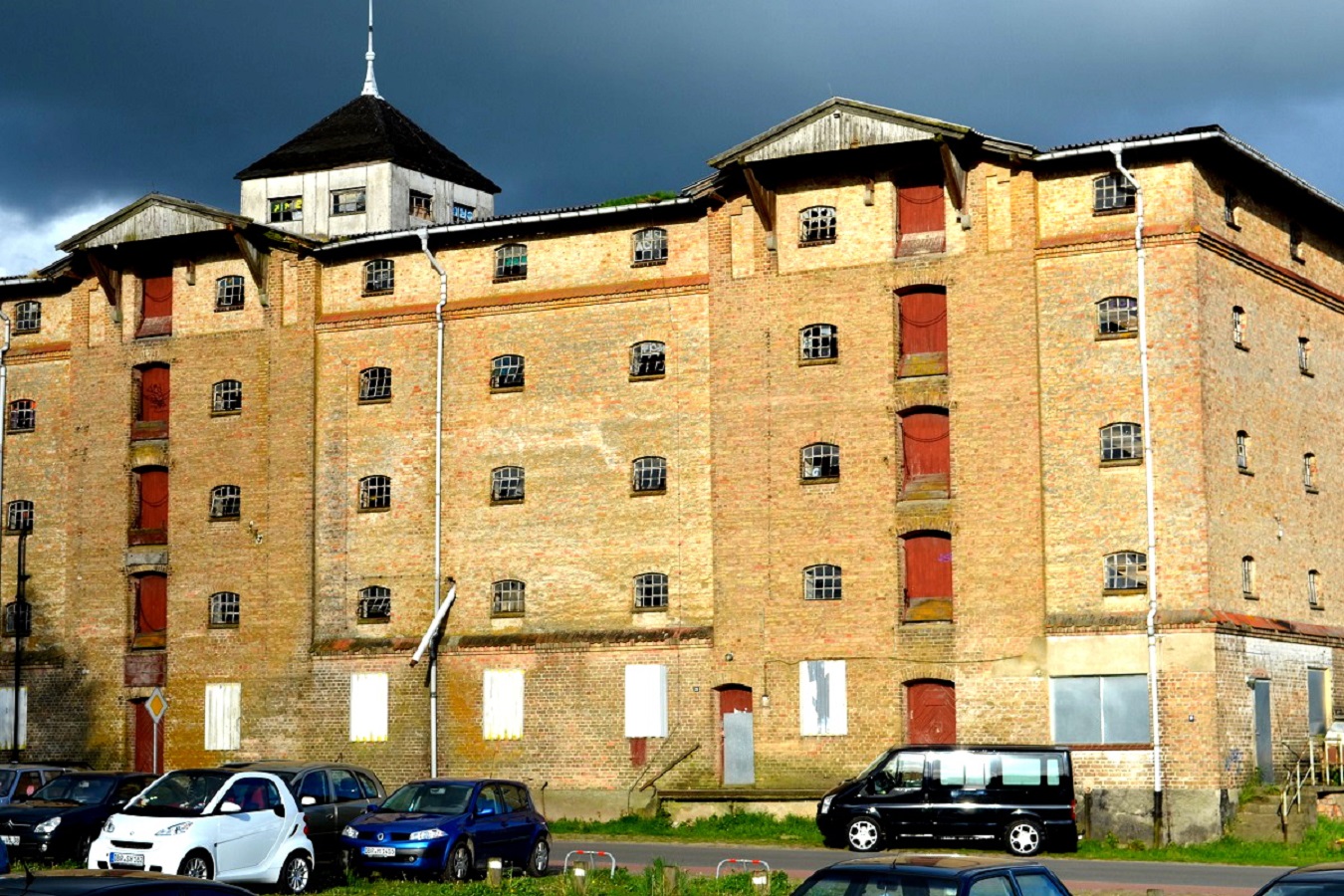 2.125 m² Historischer Speicher Denkmal, Sanierungsobjekt nahe Rostock