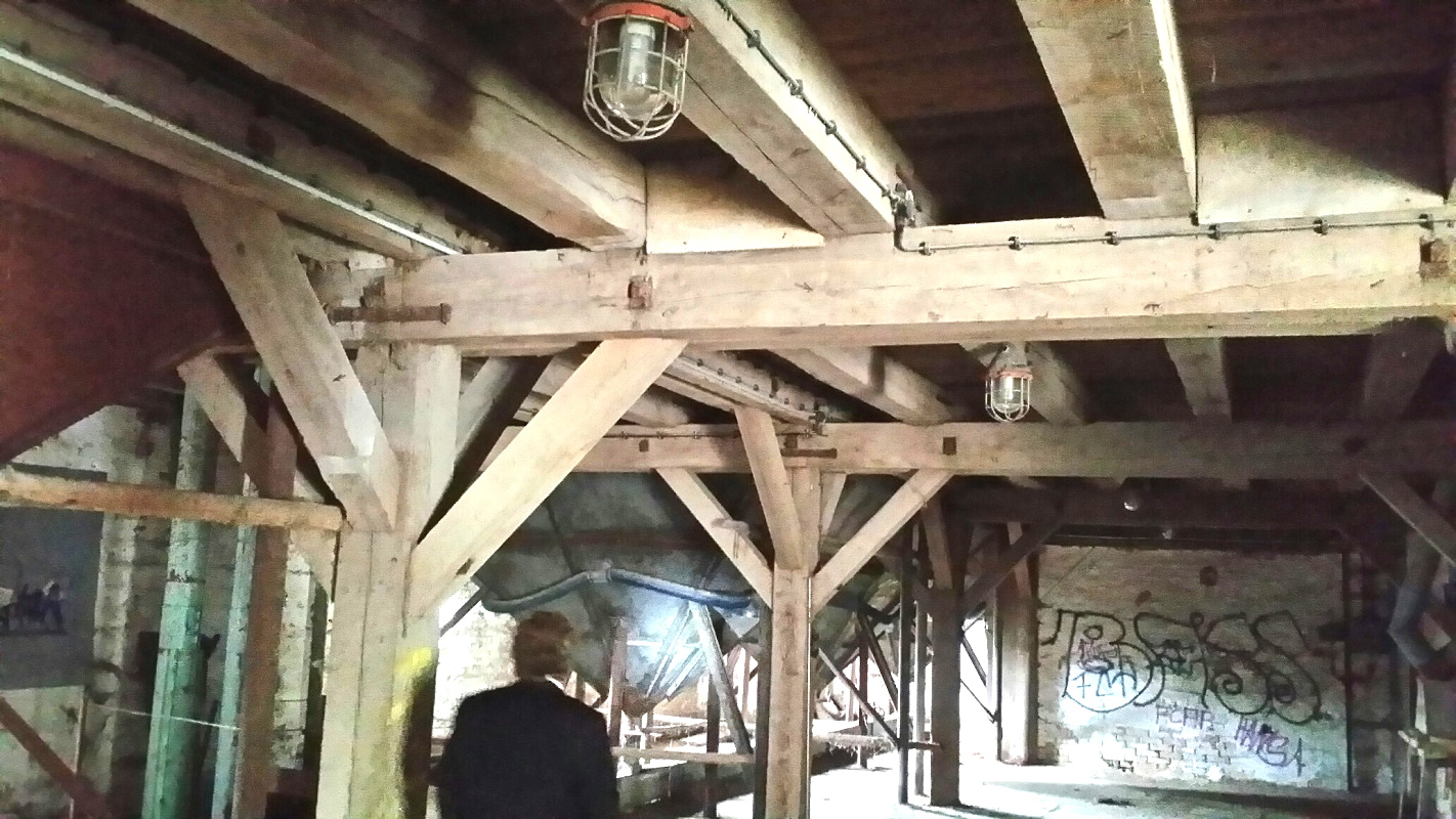 2.125 m² Historischer Speicher Denkmal, Sanierungsobjekt nahe Rostock