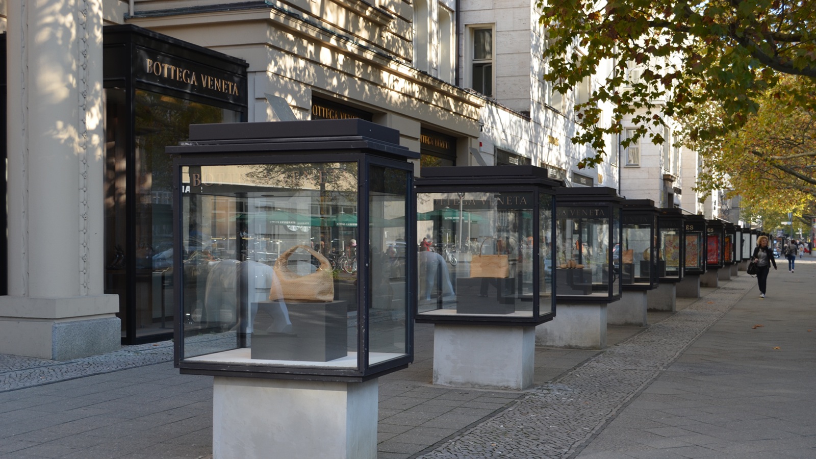 Vitrine am Kudamm mieten
