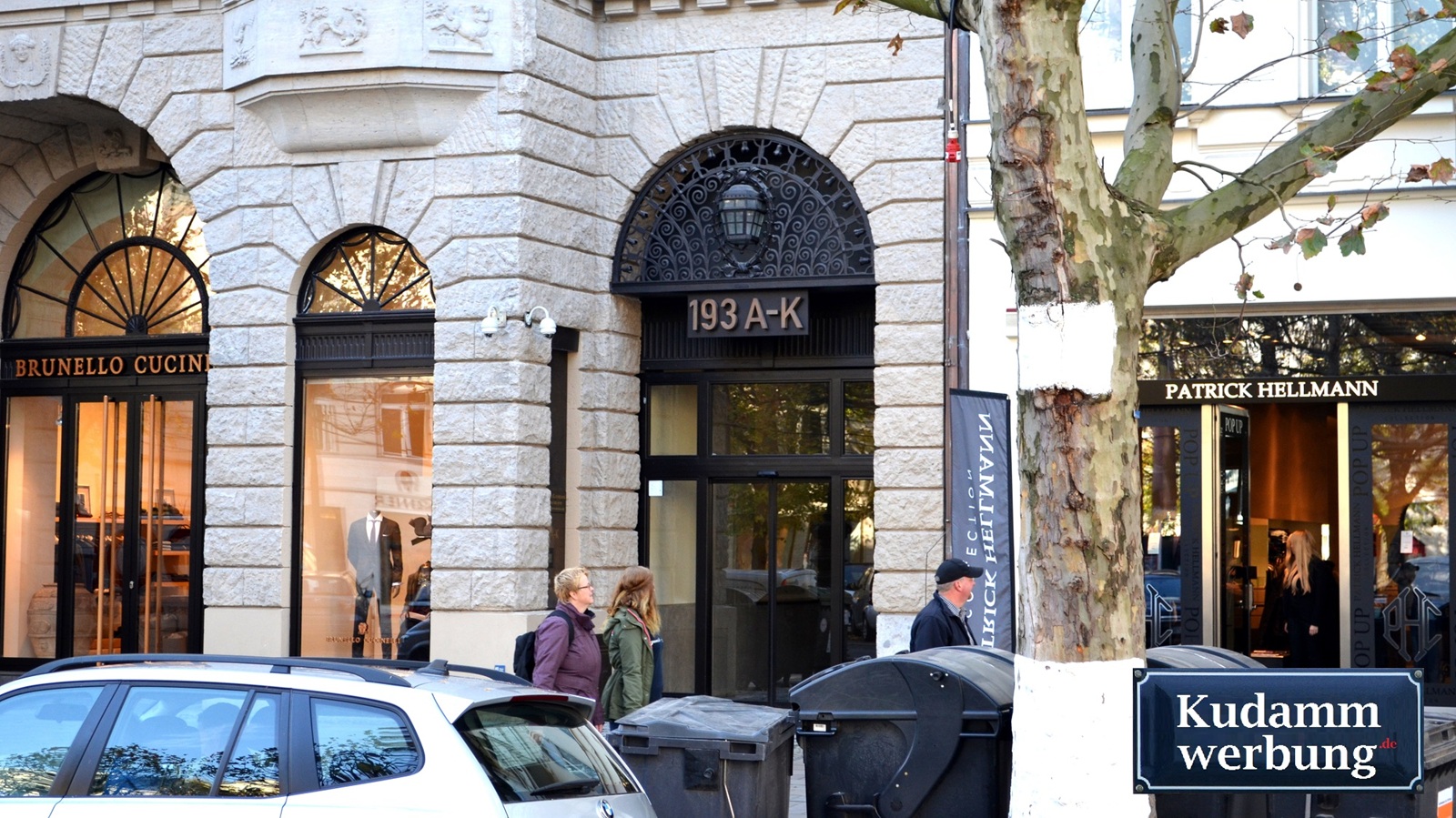 Vitrine am Kudamm mieten