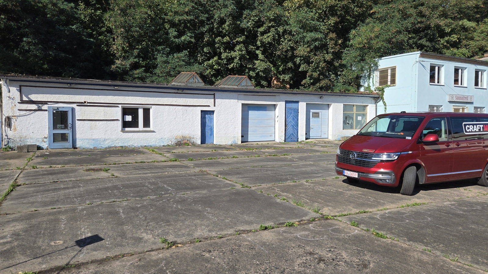 230 m² Werkstatt mit Büro, Shop, Carport & 2 Stellplätze in Spremberg mieten